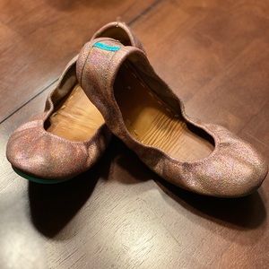 Lovestruck Tieks Size 8